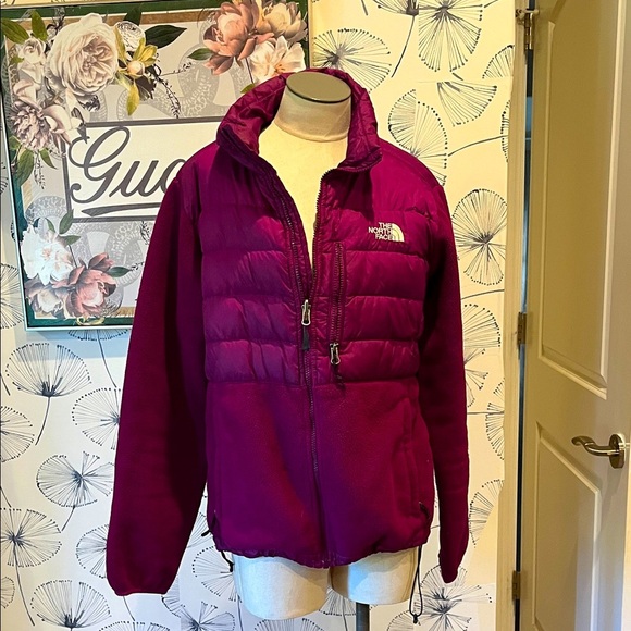 The North Face Jackets & Blazers - The North Face Women's Magenta Puffer Jacket L